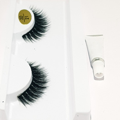 

Tresor cosmetics Real Mink Hair Eyelashes with Glue Combo(Pack of 1)
