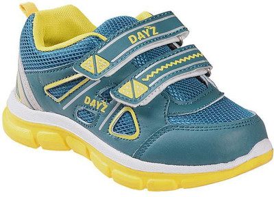 

Dayz Boys Velcro Walking Shoes(Green, Green;yellow