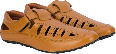 

Namah Men Beige Sandals