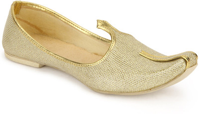 

Paduki 9007 Ethnic & Wedding Mojaris For Men(Gold