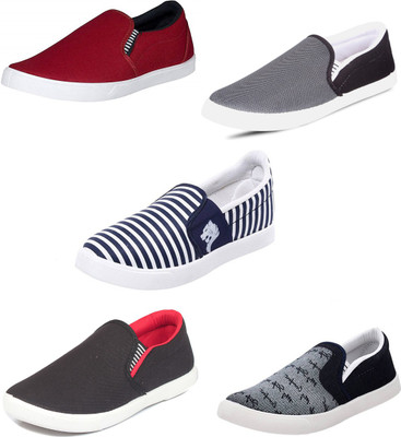 

Trenqs Sneakers For Men(Multicolor, Maroon