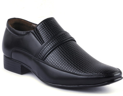 

MORRO Slip On For Men(Black
