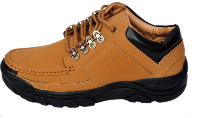 

Marcella Outdoors For Men(Brown