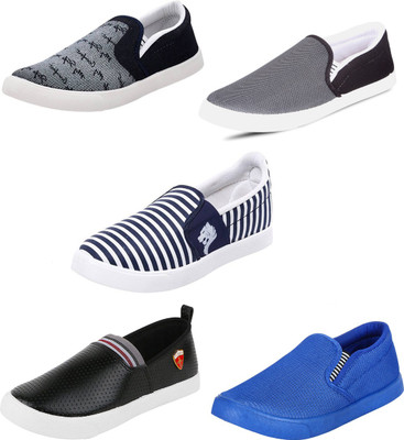 

Trenqs Casuals For Men(Multicolor, Grey