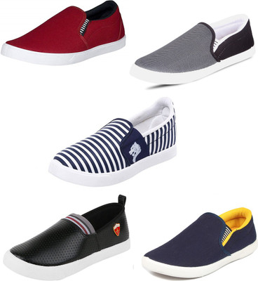

Trenqs Sneakers For Men(Multicolor, Maroon