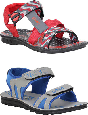 

Claptrap Men Multicolour Sandals