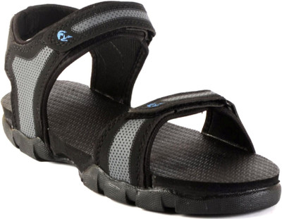 

Begone Men Blue Sandals