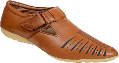 

Shoes Kingdom Men Tan Sandals