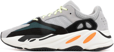 

Yeezy Boost 700 Wave Runner Running Shoes For Men(Grey