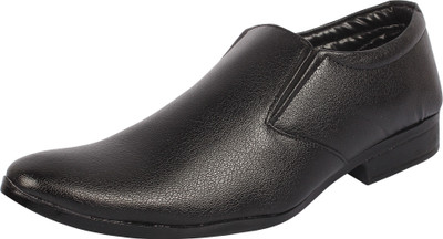 

Kzaara Slip On For Men(Black, Blacck