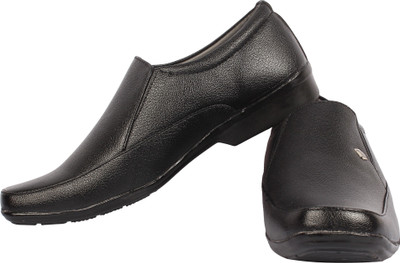 

Kaneggye Slip On For Men(Black
