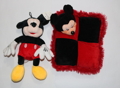

Yashi Enterprises Mickey with Pillow - 13 inch(Multicolor)