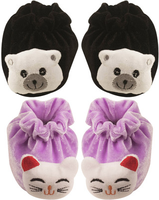

Ole Baby Booties(Toe to Heel Length - 10 cm Red)