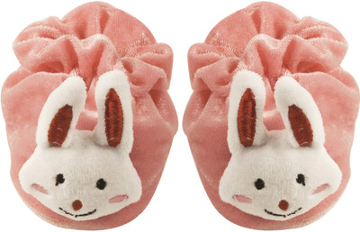 

Ole Baby Ole Baby 3D Plush Soft Velvet Fabric light weight Newborn Infant Prewalker Crib Shoes Baby girl Baby Boy Shoes Bootie 0-4 Months. Booties(Toe to Heel Length - 10 cm Light Pink)