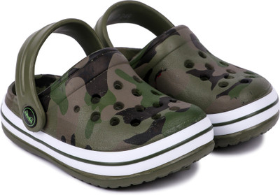 

Feet Essentials Boys & Girls Slip-on Clogs(Multicolor, Multi