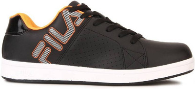 

Fila Canvas Shoes For Men(Black, 67