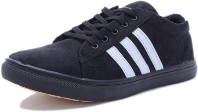 

ullu Sneakers For Men(Black, Blacke