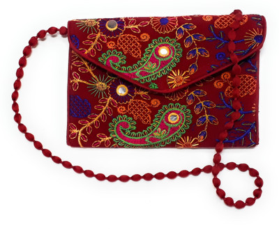 

Unique Fashion Women Evening/Party, Casual, Formal Multicolor Velvet Sling Bag
