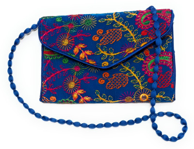 

Unique Fashion Women Evening/Party, Casual, Formal Multicolor Velvet Sling Bag