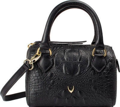 

Hidesign Women Casual Black Genuine Leather Sling Bag