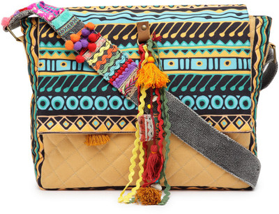 

The House of Tara Women Casual Beige, Multicolor Canvas Sling Bag