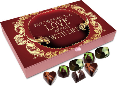 

Chocholik Gift Box - Photography Is A Love Affair With Life - 12pc Truffles(144 g)