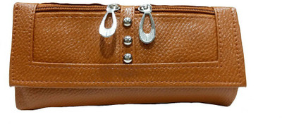 

Landloper Casual, Party Tan Clutch