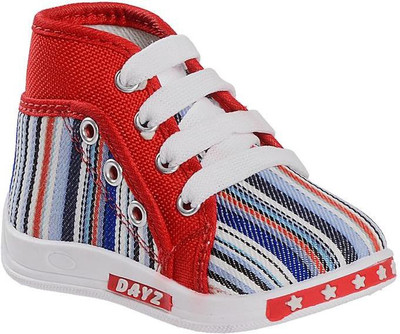 

Dayz Boys Lace Walking Shoes(Red