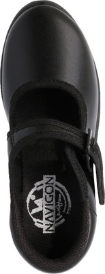

Navigon Girls Slip on Running Shoes(Black