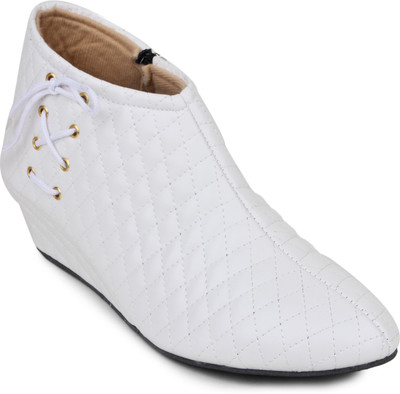 

Admaira Boots For Women(White
