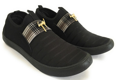 

BUDDIES Loafers For Men(Black, Blacck