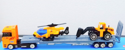 

GoMerryKids 1:87 Die Cast Long Truck Trailer Carrying Helicopter and Tractor(Yellow)