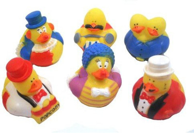 

Fun Express Circus/Carnival Rubber Duck Party Favors Set Bath Toy(Multicolor)