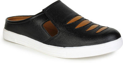

Moonwalk Casuals For Men(Black