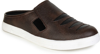 

Moonwalk Casuals For Men(Brown