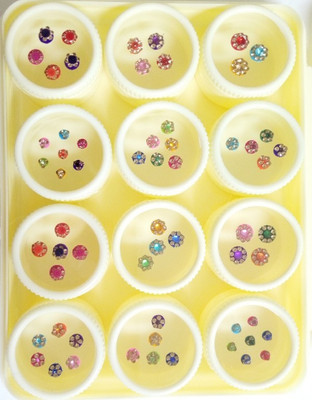 

beauty gold 25stone12pes forehead, nail, Multicolor Bindis(mugli marathi, Bollywood style)