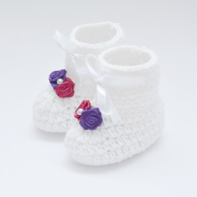 LOVE CROCHET ART Booties(Toe to Heel Length - 10 cm, White)