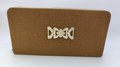 

BONDAD HUB Formal, Casual Brown Clutch