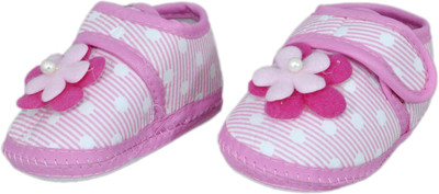 

Babysid Collections Booties(Toe to Heel Length - 8 cm Multicolor)