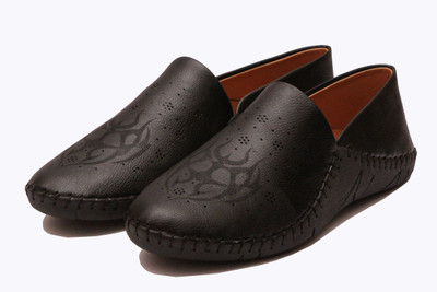

ADOLF TRENDZ Loafers For Men(Black