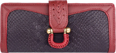 

Hidesign Women Evening/Party Maroon, Black Genuine Leather Wallet(1 Card Slot), Purple