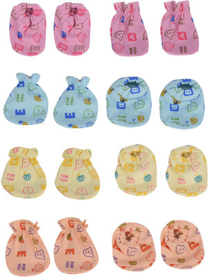 

Aarushi Just Born Baby Mitten and Booties Combo Set of 4(Multicolor)