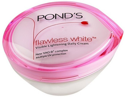 

Ponds Flawless White Visible Lightening Daily Cream(50 g)