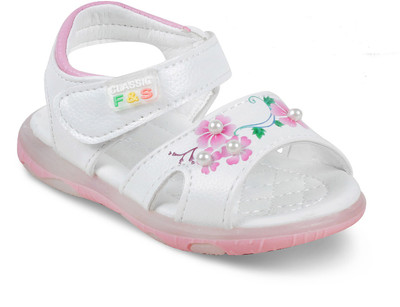 

KITTENS Girls Velcro Flats(White