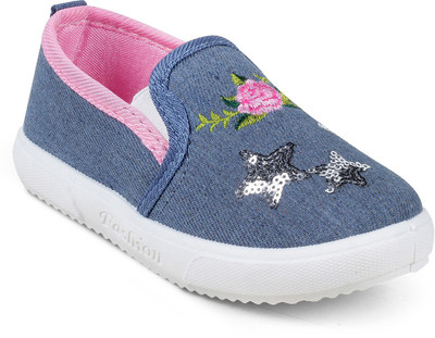 

KITTENS Girls Slip on Sneakers(Blue