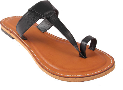 

Femme Royale Women Black Flats