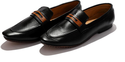 61 OFF on Hush Berry Loafer shoe Loafers For Men Black on