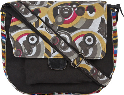 

Anekaant Women Casual Black Canvas Sling Bag