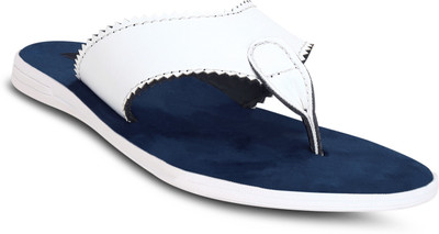 

Kielz Men White Flats
