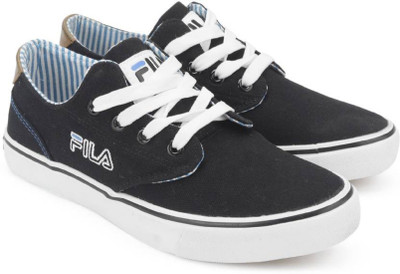 

Fila Canvas Shoes For Men(Black, 26